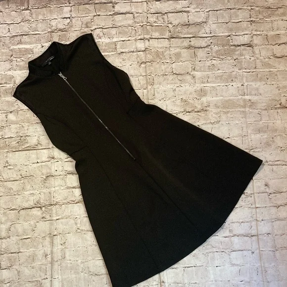 Elie Tahari Black Fit & Flare detail sleeveless dress size 6